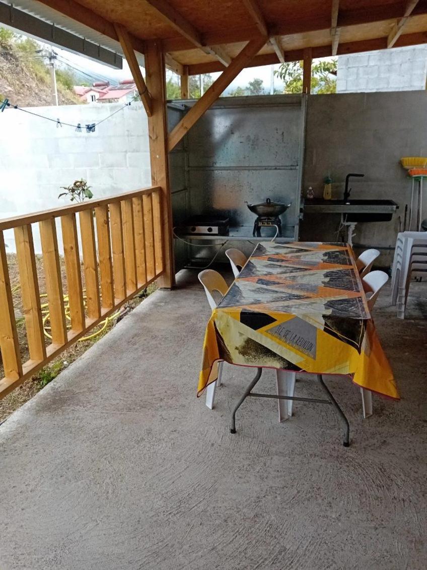 Villa Pomme De Pin à Cilaos Extérieur photo